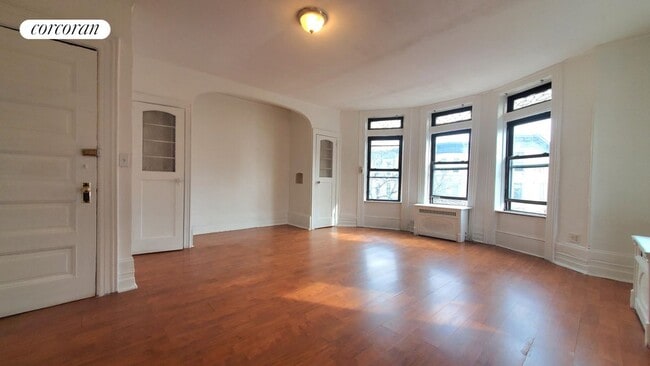 Building Photo - 284 New York Ave