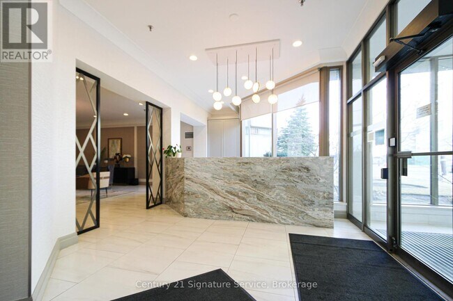 Building Photo - 75 King St E