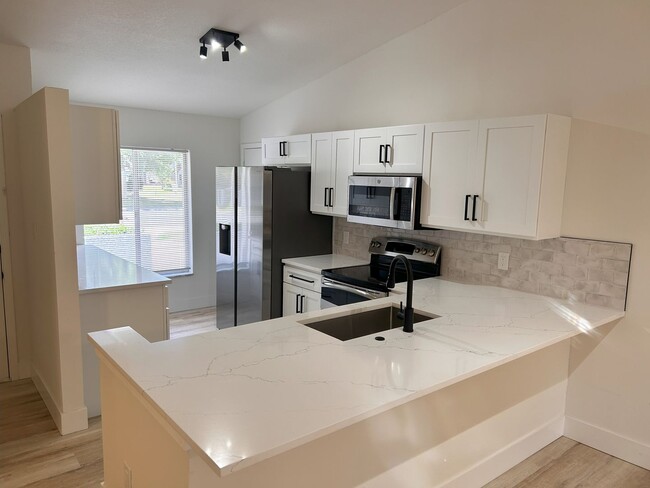 Foto del edificio - **2/2 Hidden Lakes Villa/ Sanford**