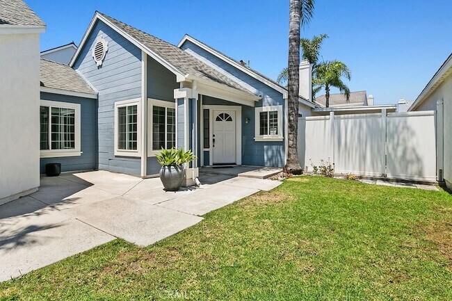 Foto del edificio - 21182 Cedar Ln