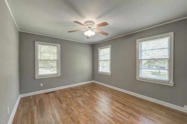 Building Photo - 786 Medlock Rd