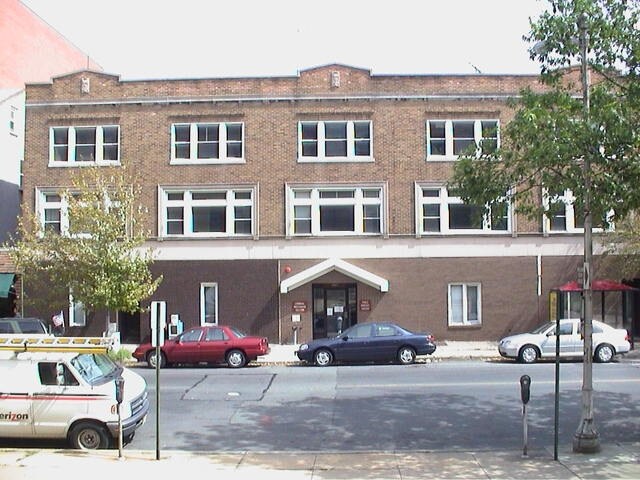 Primary Photo - 214-220 S Broad St