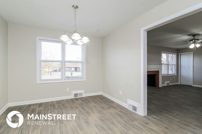 Building Photo - 936 Rock Spring Dr