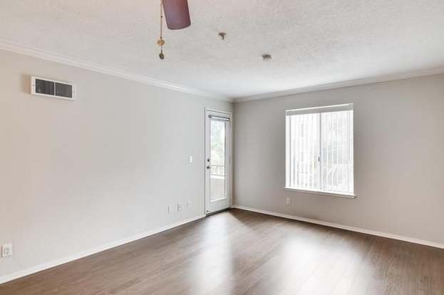 Building Photo - 3550 Lebon Dr