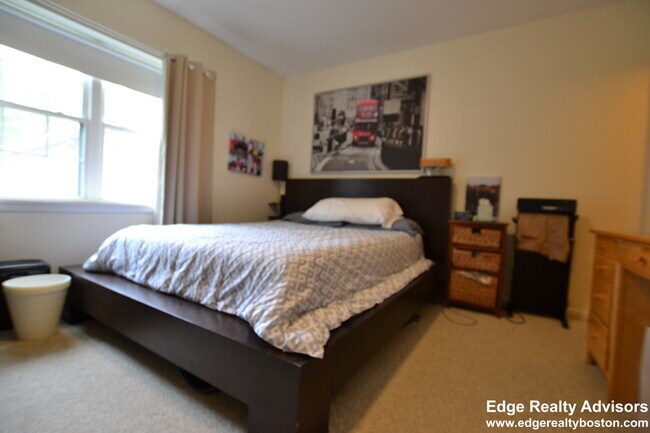 Foto del edificio - 26 Lake Shore Ter