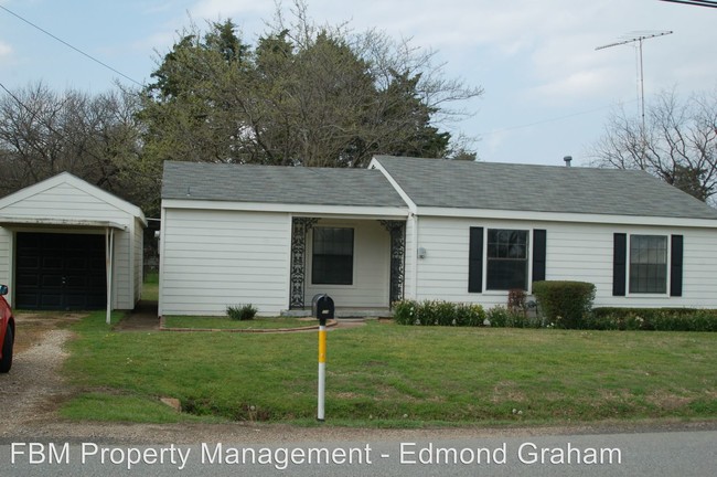 Building Photo - 504 Creechville Rd