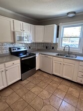 Building Photo - 409 Fairmont Ave