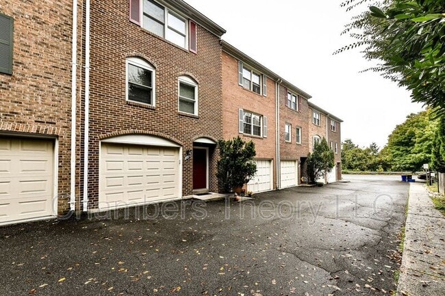 Photo - 6857 Washington Blvd House