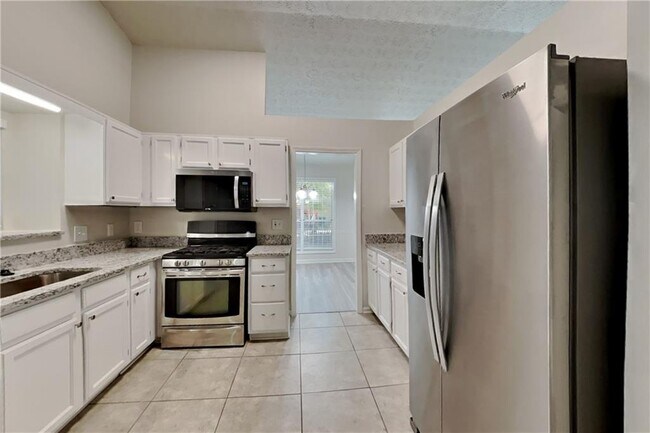 Building Photo - 3472 Erin Glen NW