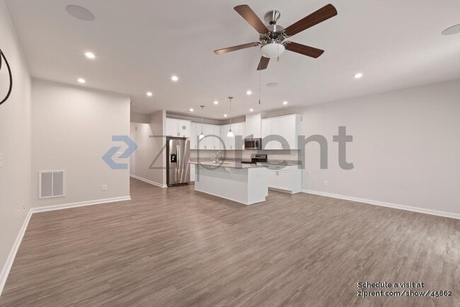 Building Photo - 403 Park Meadows Dr