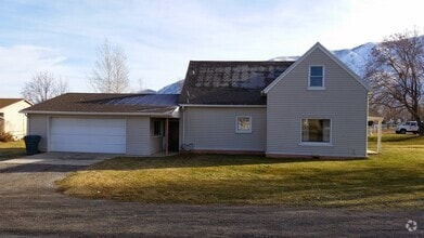 Building Photo - 88 W 200 N