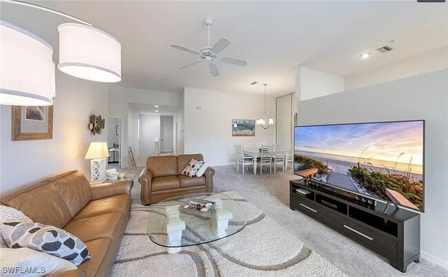 Building Photo - 640 Lalique Cir