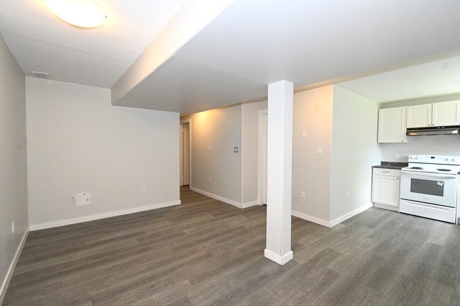 Building Photo - 1483 Milburn Ave