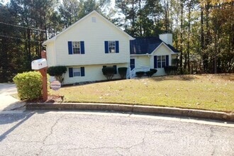 Building Photo - 4684 Woodglen Ct