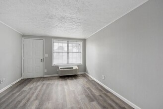 Interior Photo - Independence Village, Reynoldsburg, OH