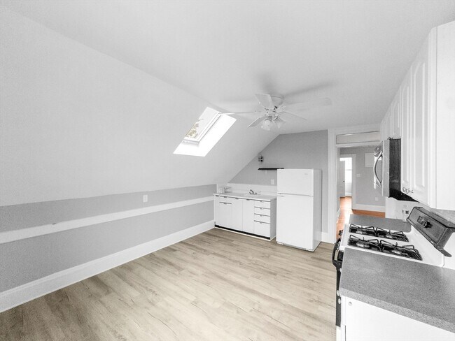 Foto del edificio - 4 Buckley Ave