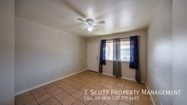 Foto del edificio - 12440 N 20th St