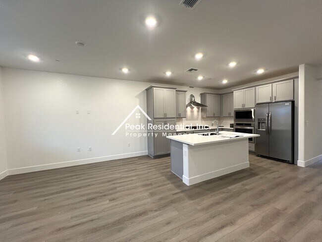 Building Photo - Brand New Rancho Cordova 3bd/2ba Home with...