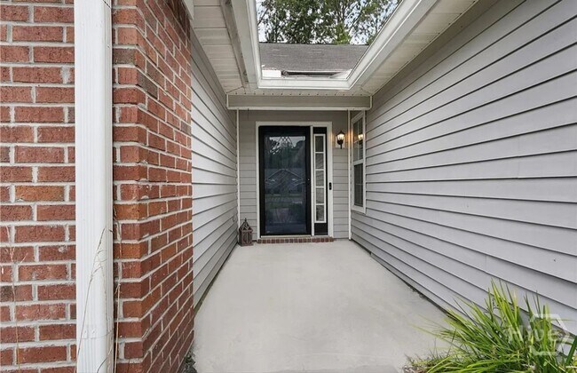 Foto del edificio - MOVE IN READY