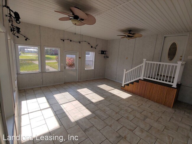 Building Photo - 3 br, 2 bath House - 9017 Murray Ridge Road