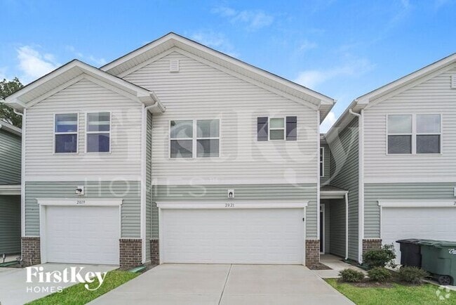 Building Photo - 2021 Cypress Village Dr NW