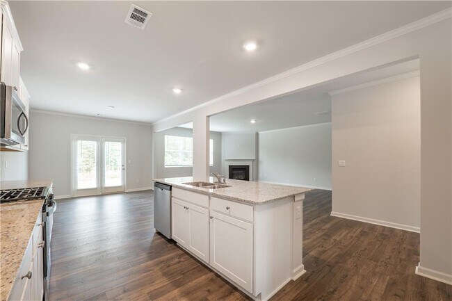 Building Photo - 74 Grv Spgs Ct