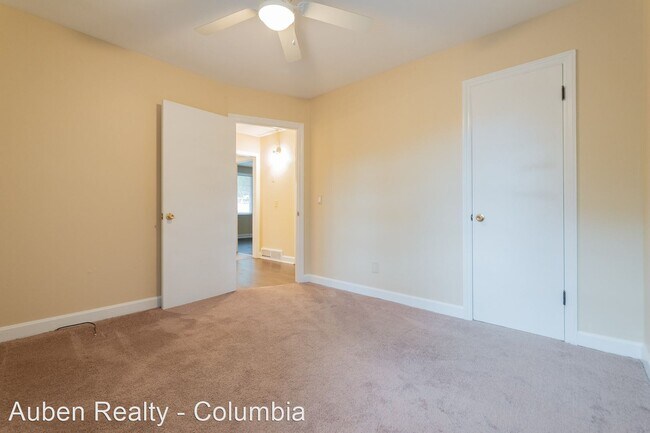 Building Photo - 2 br, 1 bath House - 1427 Barker Drive