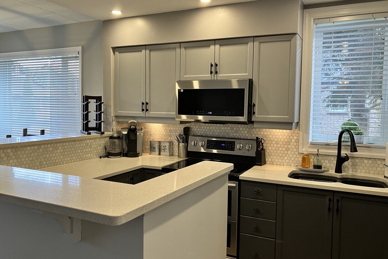 Photo principale - 667 Johnston Pk Ave