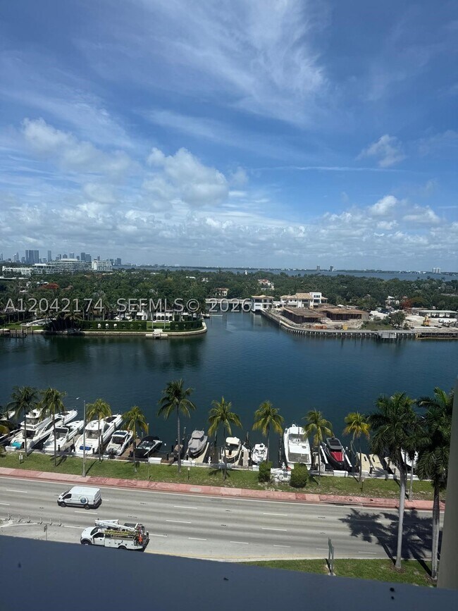 Building Photo - 5005 Collins Ave