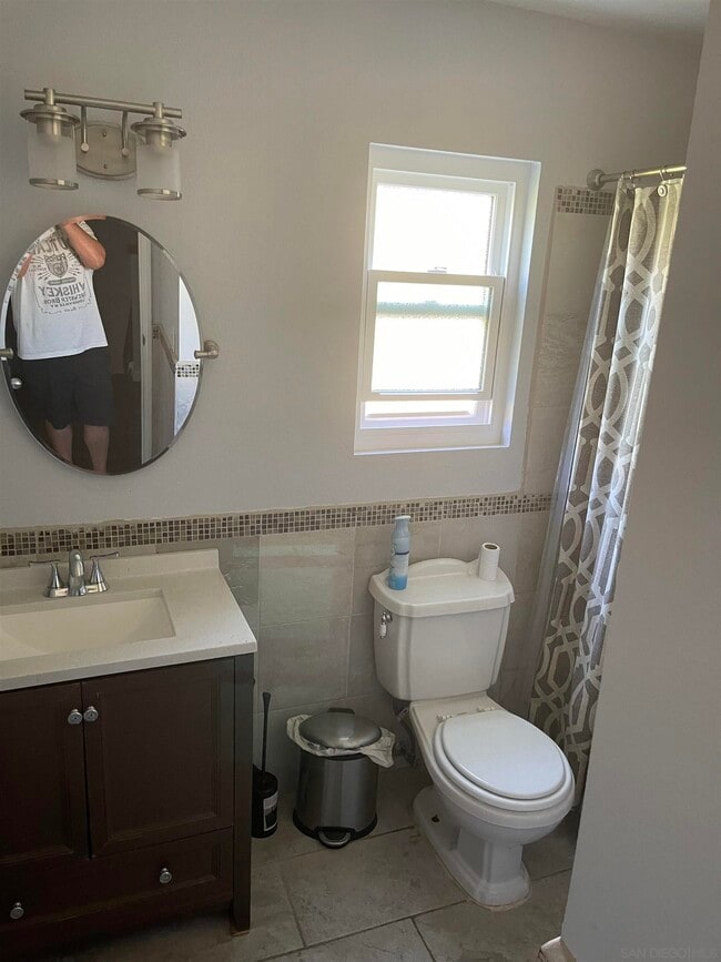 Building Photo - 2296 Manzana Way