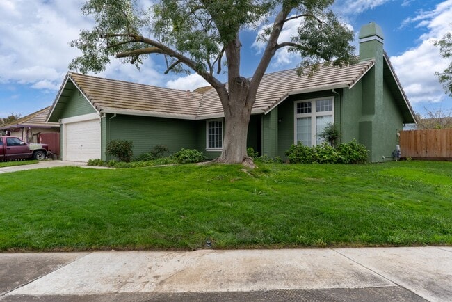 Building Photo - 101 Citrus Ave