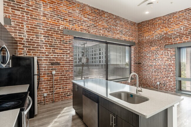 2 habitaciones, 1 baño, 899 pies cuadrados, cocina - 1 W Cary Expansion