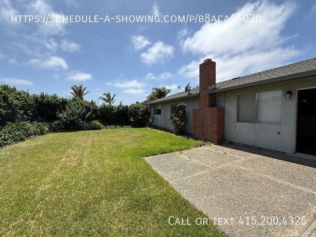 Building Photo - 938 Estrada Ct