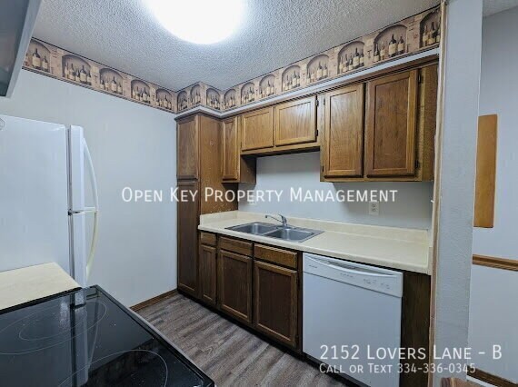 Foto del edificio - 2152 Lovers Ln