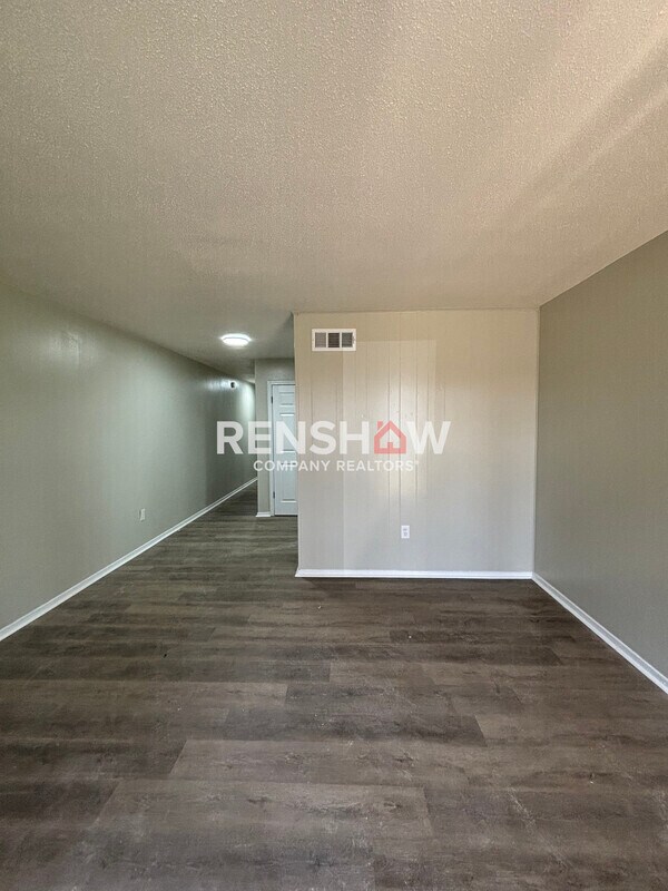 Foto del edificio - 1901 Ezell St