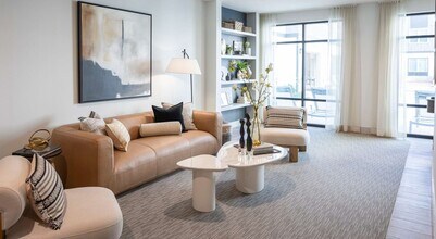 Building Photo - 1505 Oliver St