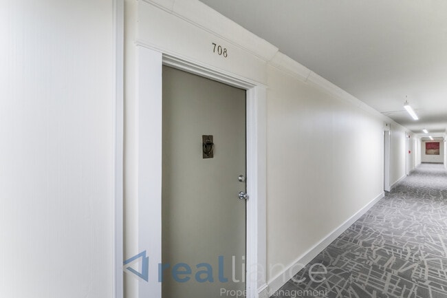 Foto del edificio - 5410 Connecticut Ave NW