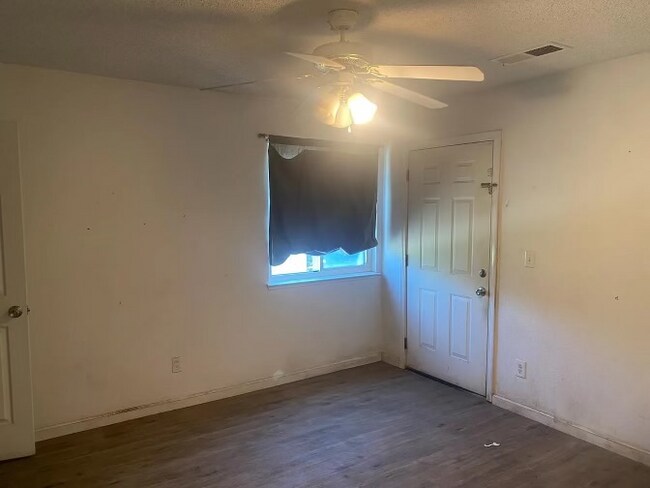 Foto del edificio - 2220 N Prospect Ave