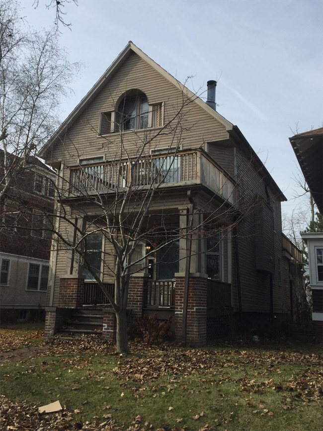 Building Photo - 2923 N Maryland Ave