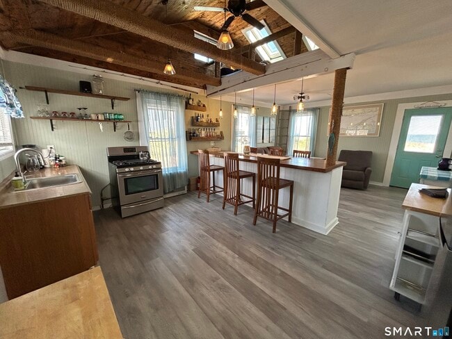 Foto del edificio - 92 Caroline Rd