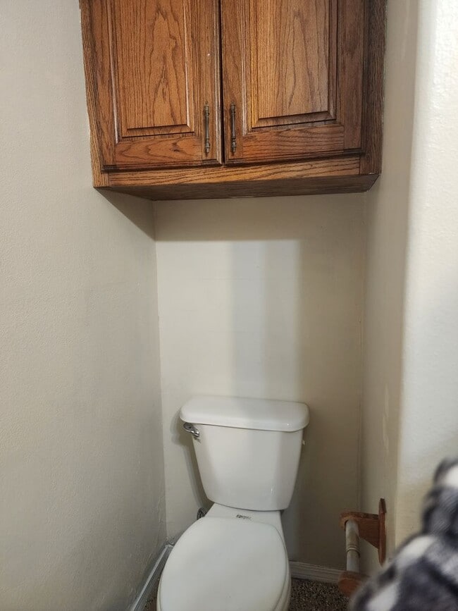 Building Photo - 417 1/2 S Avenue A