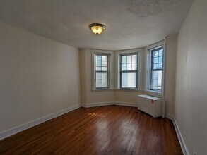 Building Photo - 31 Peterborough St