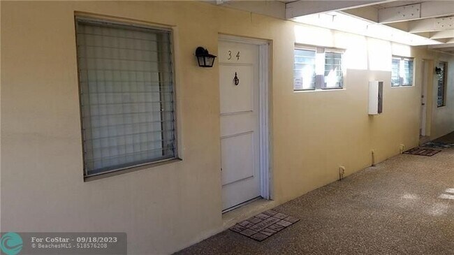 Foto del edificio - 1501 SE 15th St
