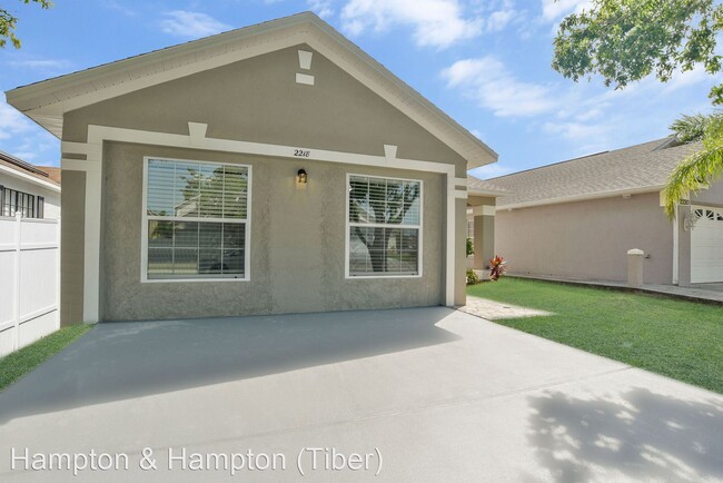 Foto del edificio - 6 br, 2 bath House - 2218 SANTA LUCIA ST