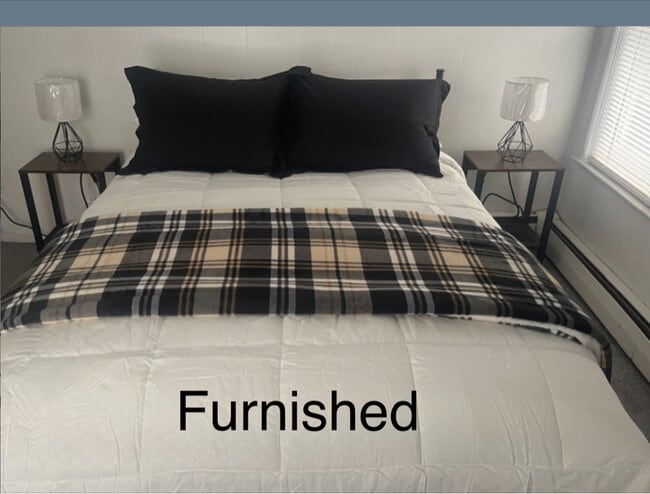 Building Photo - 1101 7th Ave