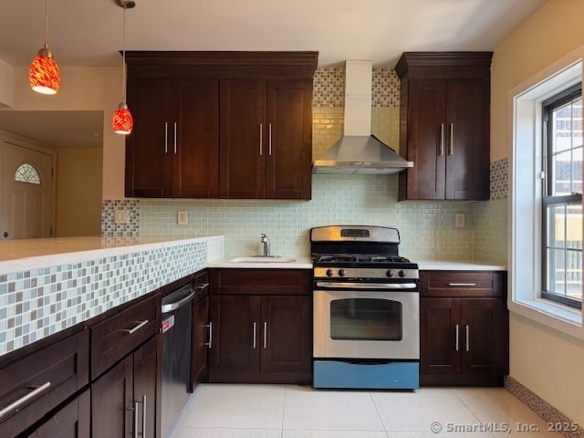 Building Photo - 7 Elm St