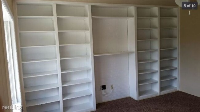 Foto del edificio - 3 br, 1 bath House - 3246 Ainsworth Court
