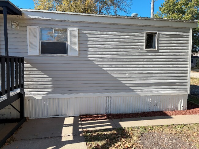 Foto del edificio - 33 Village Ct