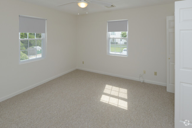 Portico bedroom - Kirkbrae Glen Apartments