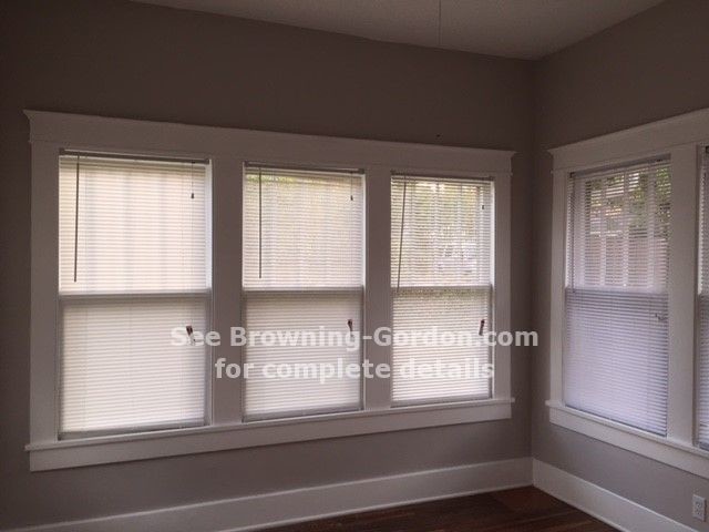 Foto del edificio - Charming 2 Bedroom Home